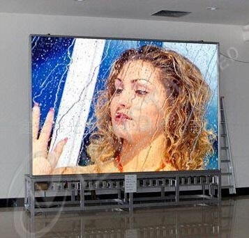 La cortina delgada estupenda de la pantalla LED de SMD 3528 HD llevó la pantalla para la demostración/el aeropuerto de la etapa